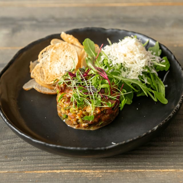 Steak Tartare.